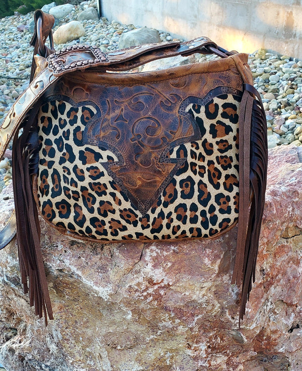Leopard Glamour Waterfall Style Crossbody Bag