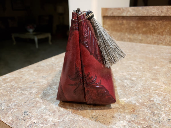 Wine Feather Freestanding Cosmetic Bag